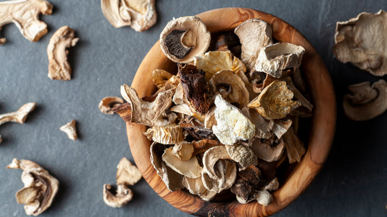 Dried mushrooms in bowl 