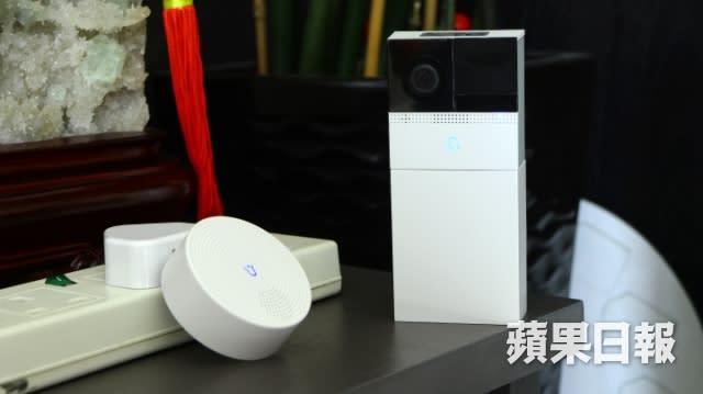 SPEED Doorbell（$998），由兩部份組成，分別為放門外的門鐘，及室內的無線門鈴。