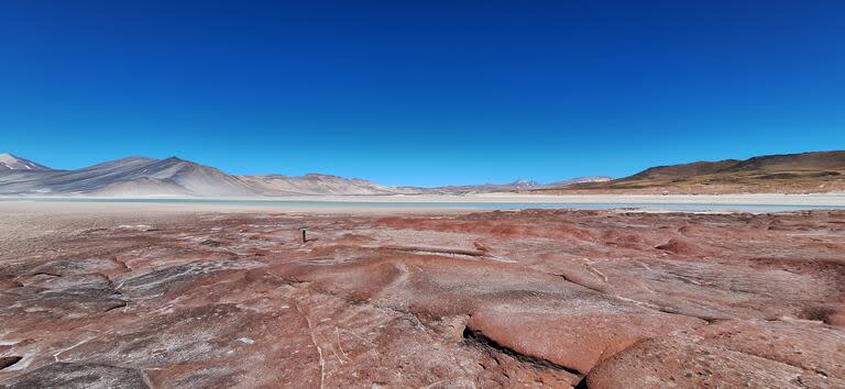 Piedras Rojas o Aguas Calientes Tres está a más de 4300 metros de altura en Chile