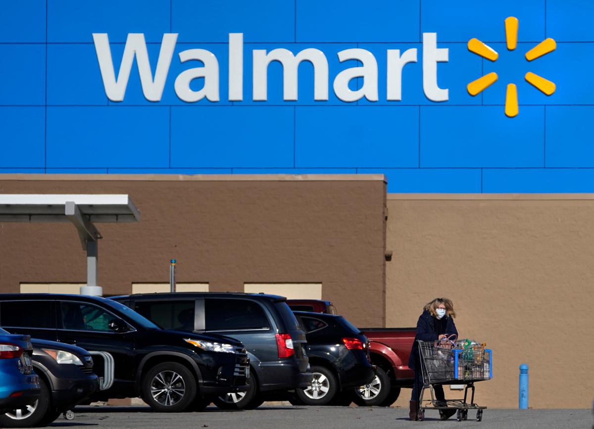 Fact check Walmart is only going bagless in Maine, not across the U.S.