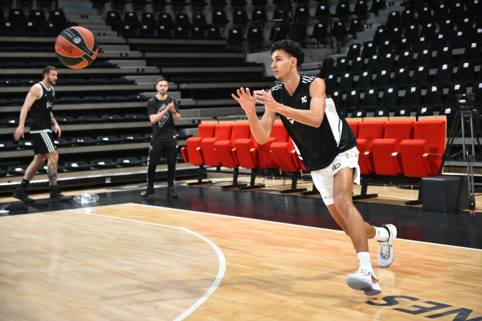 Zaccharie Risacher warms up before a game in March for LDLC Asvel Villeurbanne. (Photo by Cyril Lestage/Euroleague Basketball via Getty Images)