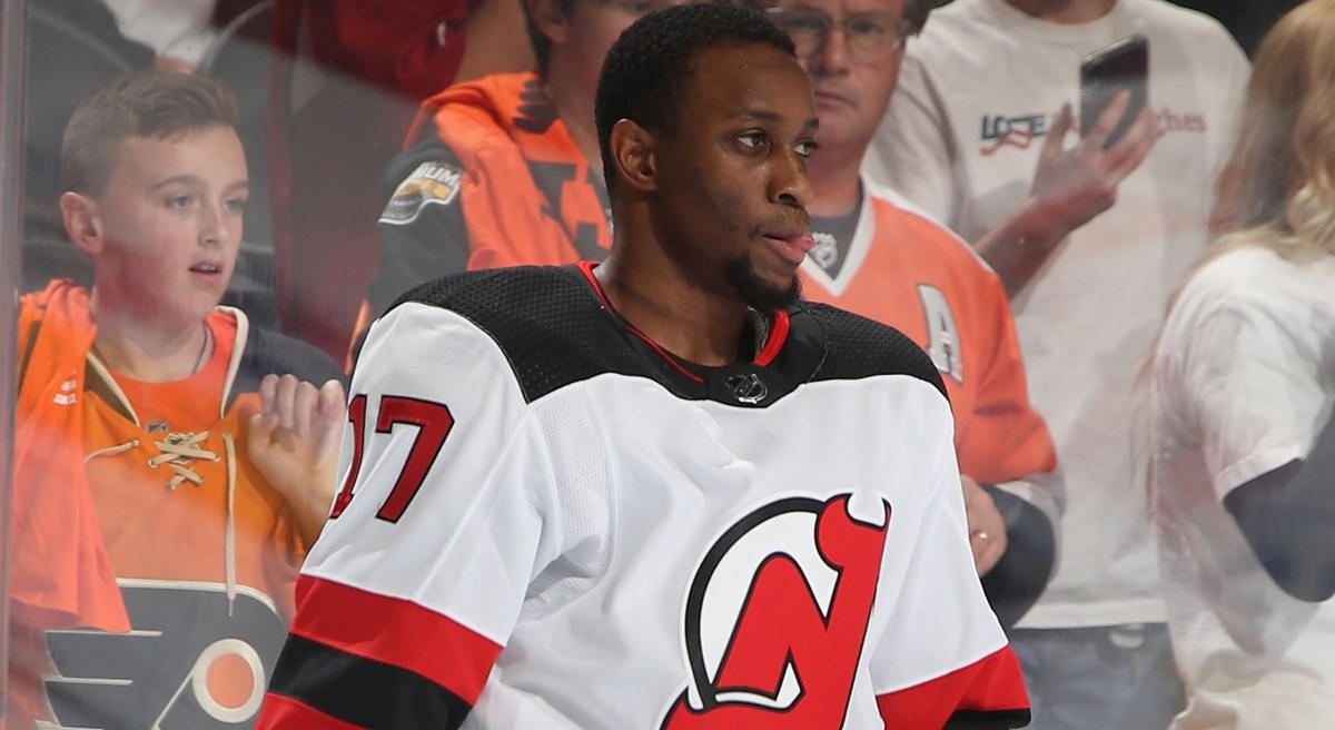 Wayne Simmonds sparks late barrage to push Devils by Red Wings