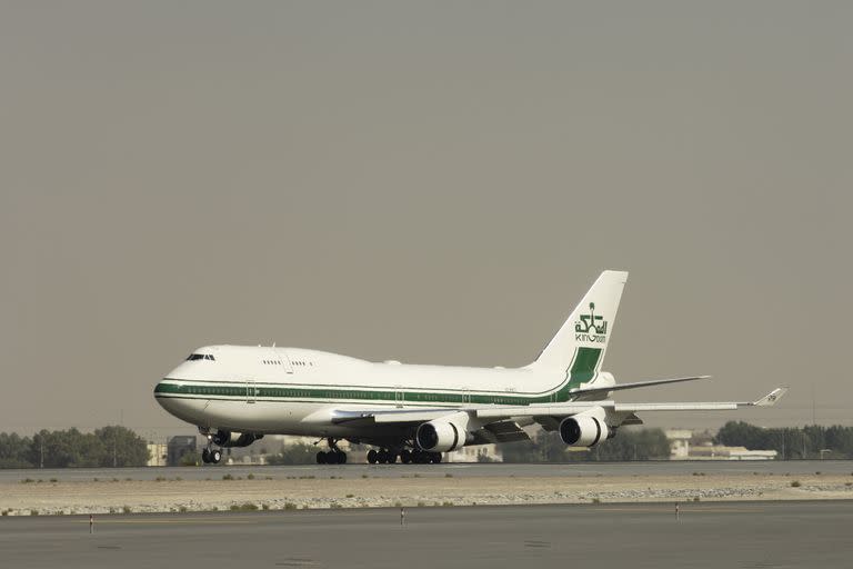 El Boeing 747-400 en el que viajan los jugadores de Al-Hilal, en Arabia Saudita