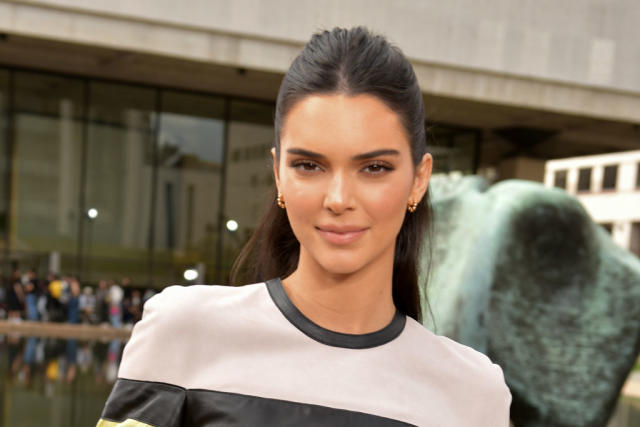 Kendall Jenner Is Becoming A Walking Billboard For '90s Fashion