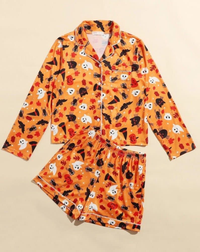 3) Women's Halloween Pajama Set