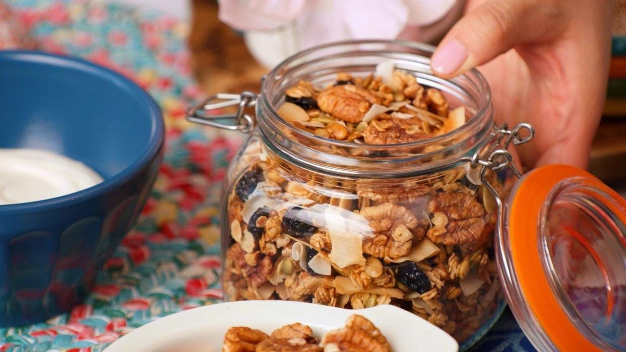 sourdough pecan granola