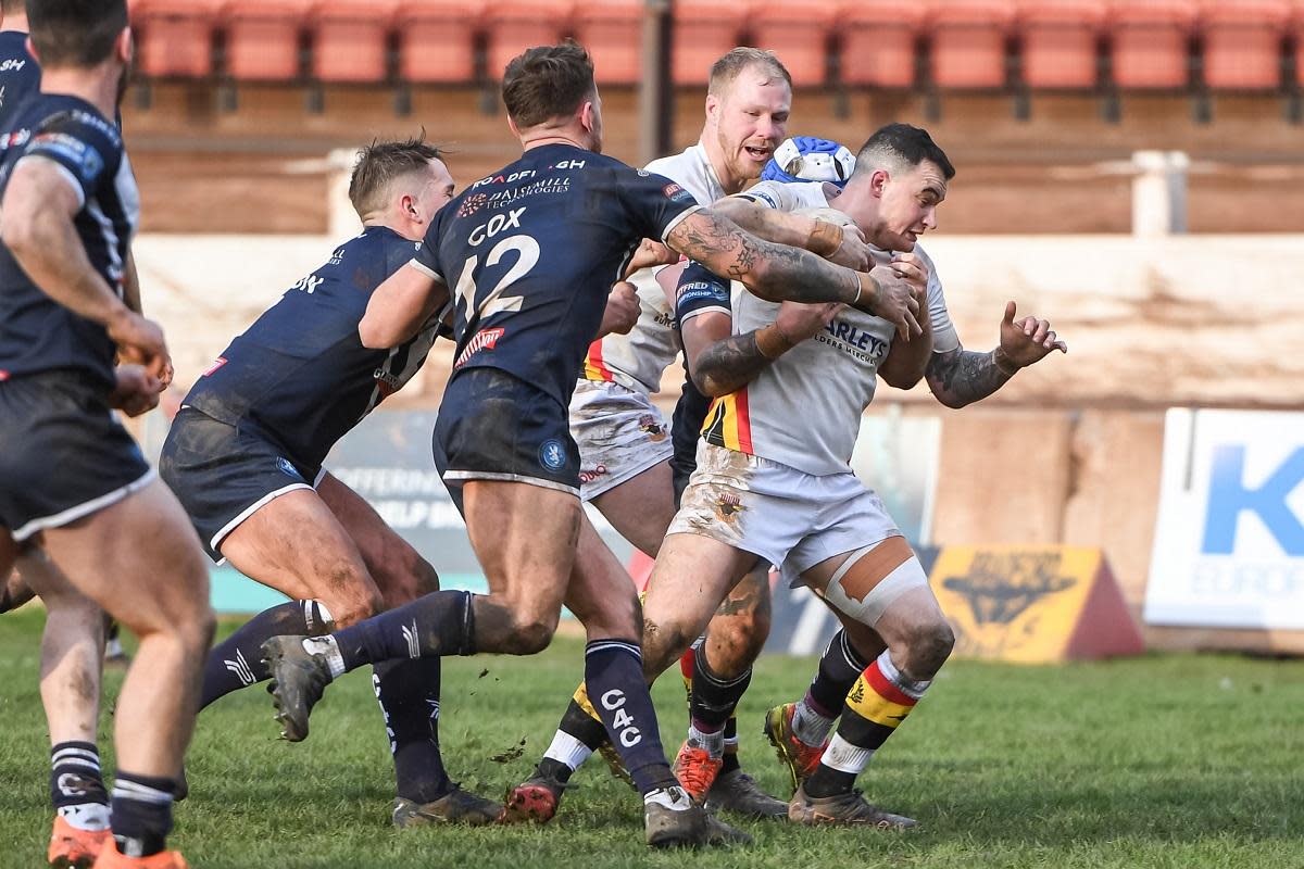 Jordan Lilley's try against Swinton in the pair's 1895 Cup quarter-final at Odsal set up Bulls' semi against Wakefield at the same venue this Sunday. <i>(Image: Tom Pearson.)</i>