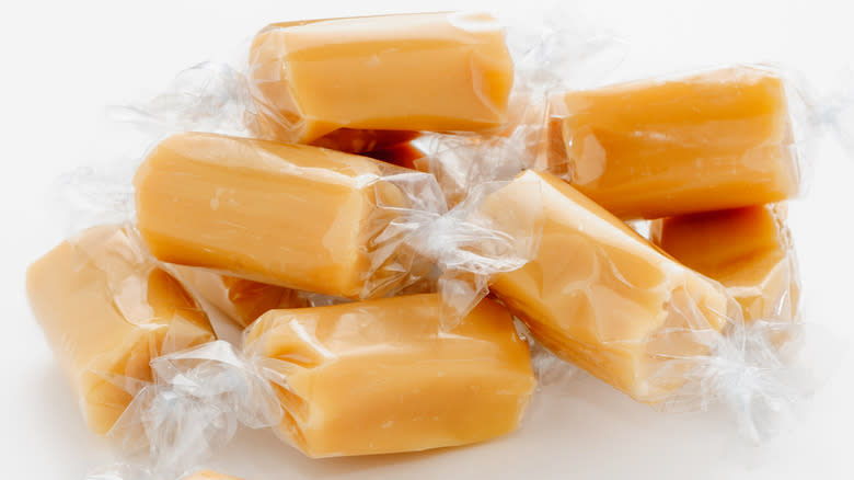 wrapped caramel candies 