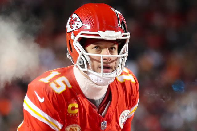 <p>Scott Winters/Icon Sportswire via Getty</p> Kansas City Chiefs quarterback Patrick Mahomes (15) looks up before the snap in the fourth quarter of an AFC Wild Card playoff game between the Miami Dolphins and Kansas City Chiefs on Jan 13, 2024