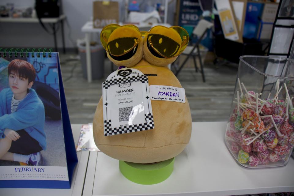 Ploghvey Kpop’s official store mascot, Kamden.