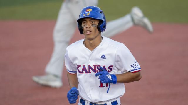 Kansas shortstop Maui Ahuna commits to Vols