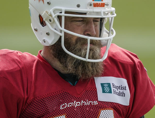 Ryan Fitzpatrick welcomed back to Dolphins camp after mother's death