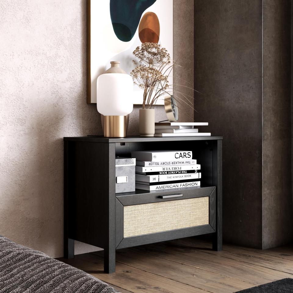 5) Wimberly 1 Drawer Nightstand