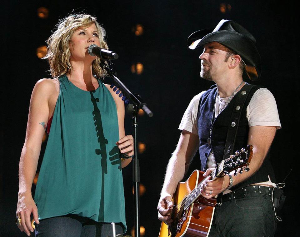 Sugarland CMA Fes