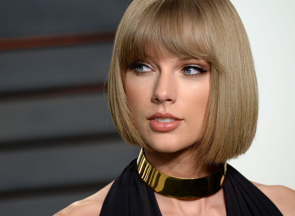 Whether she's a serial monogamist or a serial dater, Taylor Swift doesn't deserve to be slut-shamed for moving on from her exes. (Photo: Getty)