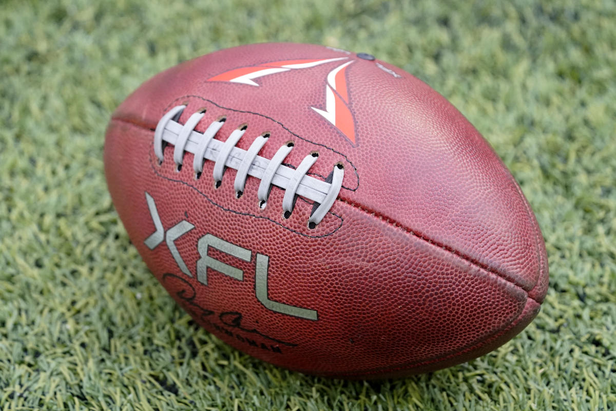 XFL vs. USFL: Comparing the differences in the spring football leagues