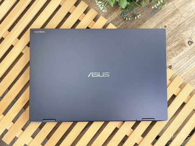 能觸控的全方位商務能手ASUS ExpertBook B5 Flip OLED 商務筆電開箱