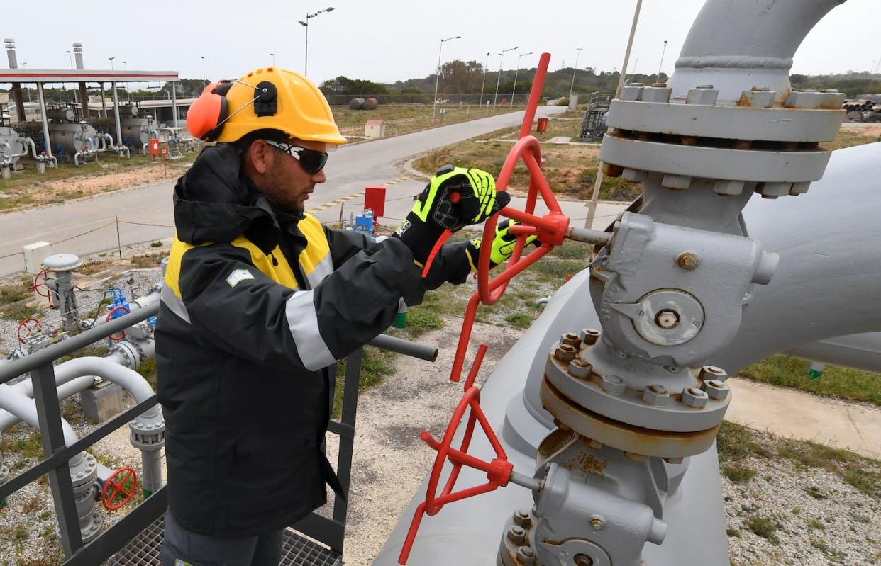 A pipeline in Tunisia supplies natural gas from Algeria to Italy. <a href="https://www.gettyimages.com/detail/news-photo/an-employee-works-at-the-tunisian-sergaz-company-that-news-photo/1239979404" rel="nofollow noopener" target="_blank" data-ylk="slk:Fethi Belaid/AFP via Getty Images;elm:context_link;itc:0;sec:content-canvas" class="link ">Fethi Belaid/AFP via Getty Images</a>