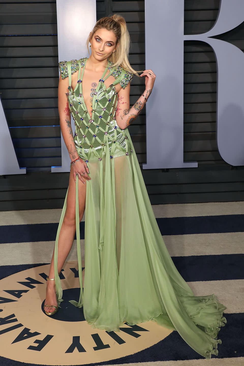 paris Jackson, versace green dress, vanity fair oscars party