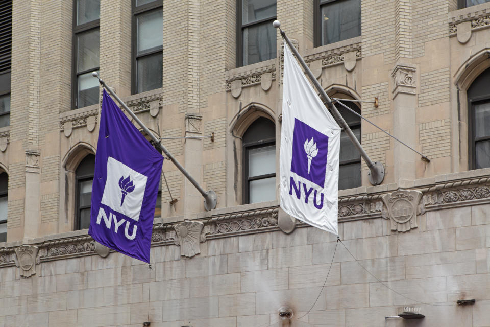 Banderas de la Universidad de Nueva York (Foto:Getty)