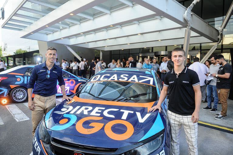 Leonel Pernía y su hijo Tiago, que en 2024 se unirá al equipo MG-C Pergamino y compartirá la estructura con el Tanito en el Turismo Nacional