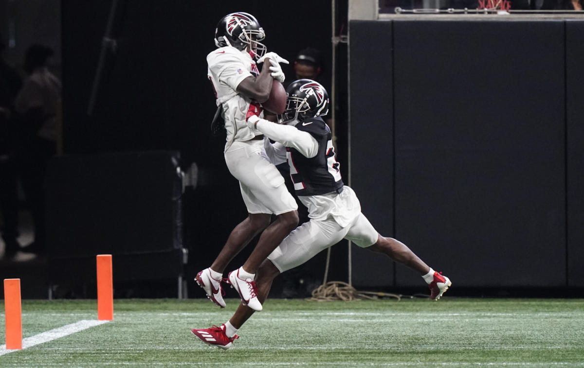 Watch: Falcons CB Fabian Moreau intercepts QB Feleipe Franks