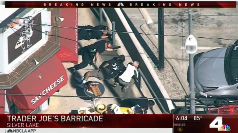 Deadly supermarket standoff in Los Angeles – dozens of hostages freed