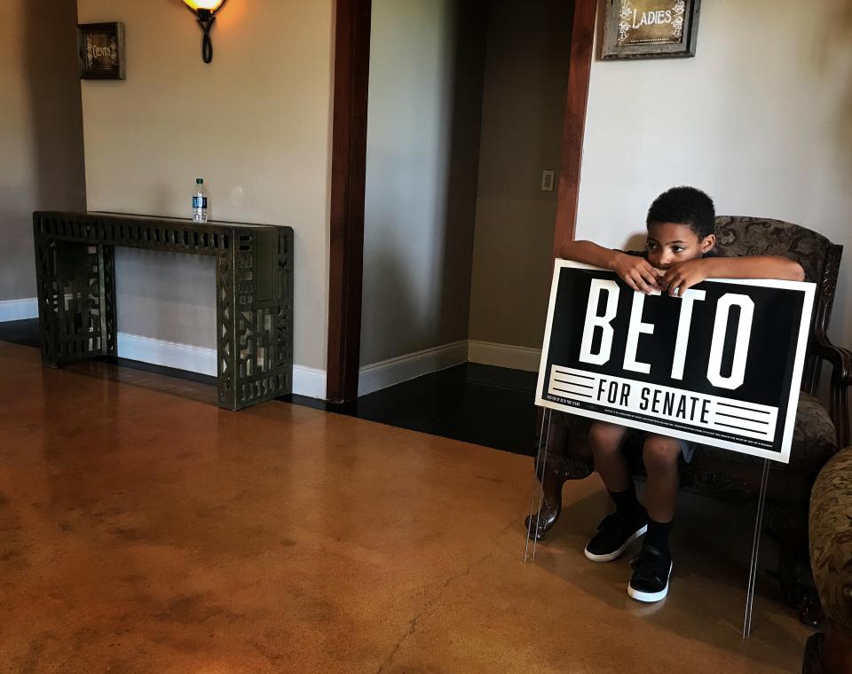 A young supporter after a Beto O’Rourke town hall in Hutchins, Texas. (Photo: Holly Bailey/Yahoo News)