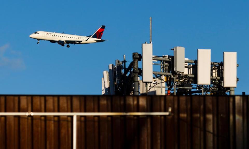 <span>Photograph: Justin Lane/EPA</span>