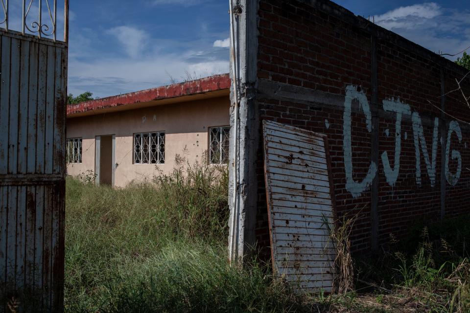  An abandoned house nearby El Aguaje, on the fence, you can read, CJNG letters which mean Jalisco New Generation Cartel.