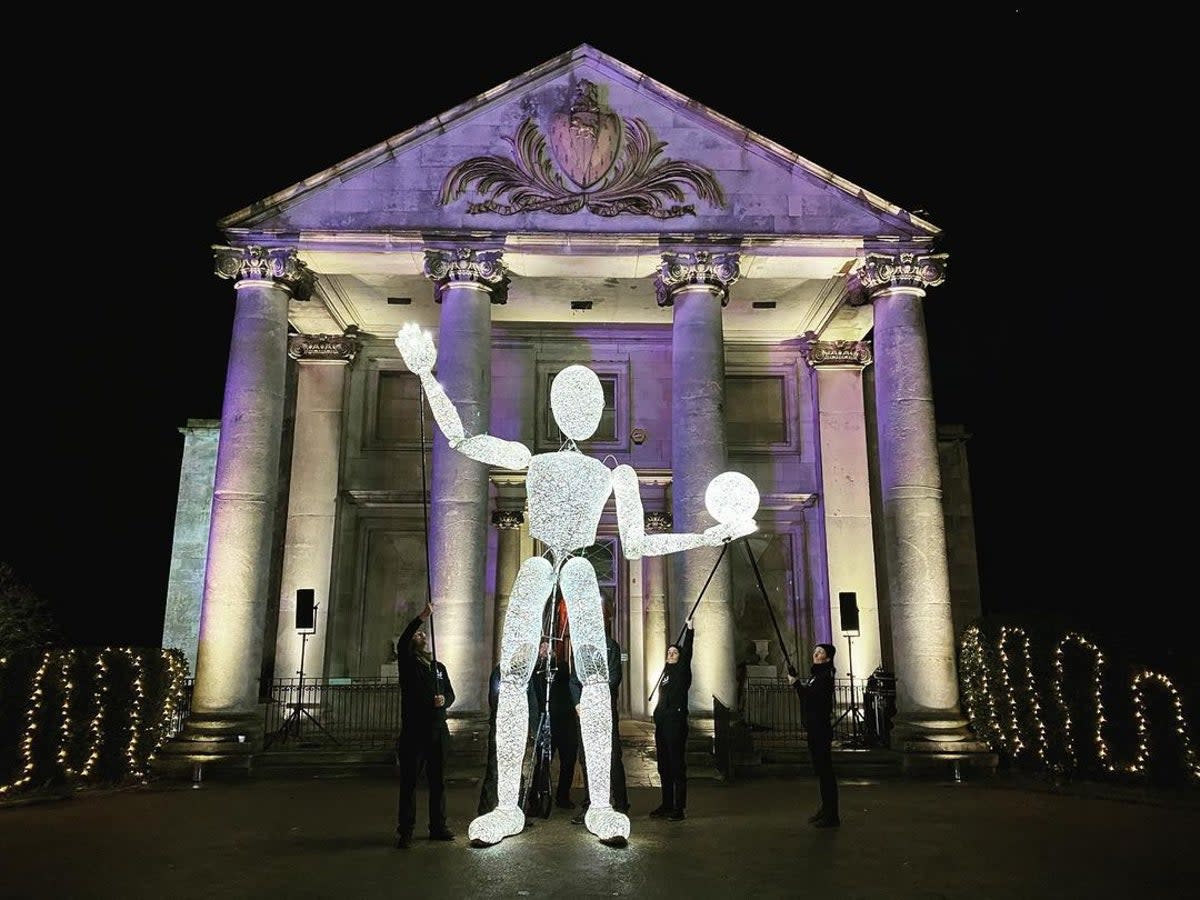 Dundu Giant Puppets of Light in Lewisham (Instagram/dundugiantsoflight)