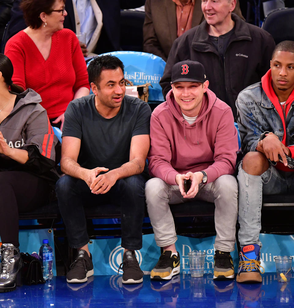 Kal Penn and guest attend Los Angeles Clippers v New York Knicks game at Madison Square Garden on March 24, 2019. (James Devaney / Getty Images)
