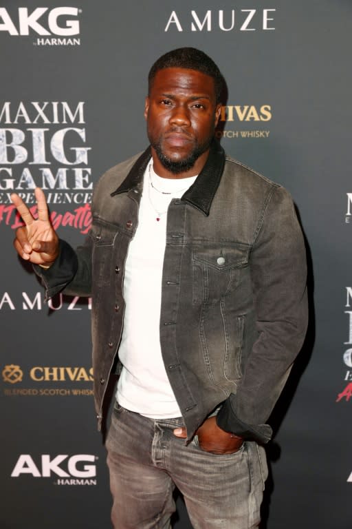 Comedian Kevin Hart stepped down as host following a social media backlash over old homophobic tweets