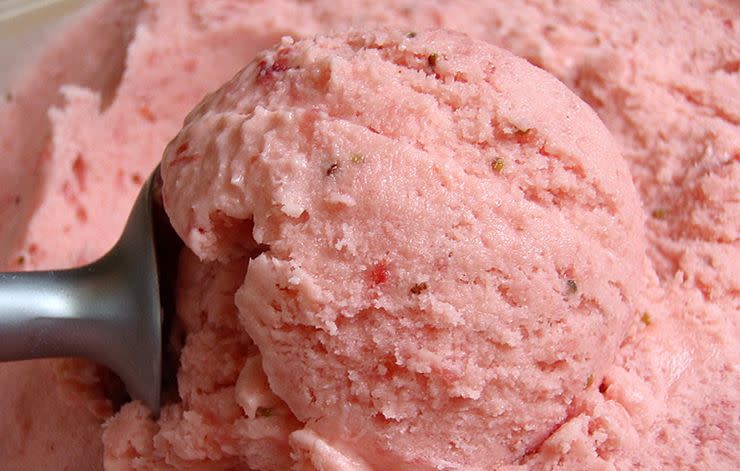 5 Healthy Ice Cream Alternatives That Taste Amazing
