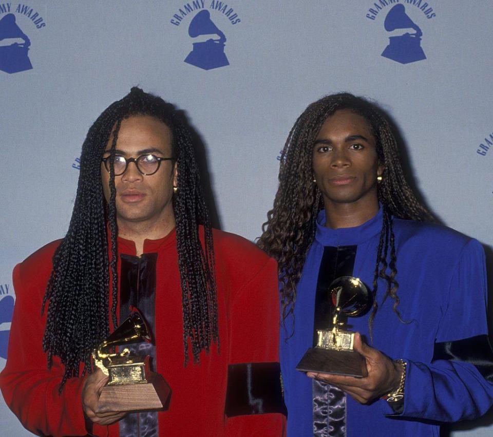 Milli Vanilli con su triunfo en los Grammy