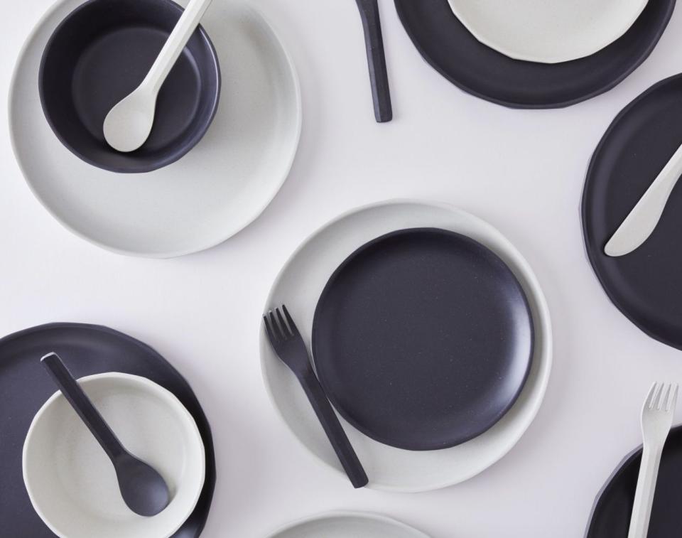 <a href="https://fave.co/3bRNiNl" target="_blank" rel="noopener noreferrer">Food52</a> is known for curated tableware, cookware and kitchen accessories. You'll find industrial kitchenwares, such as these <a href="https://fave.co/3hiyhq6" target="_blank" rel="noopener noreferrer">smoke tumblers</a> and <a href="https://fave.co/3m9Ymex" target="_blank" rel="noopener noreferrer">matte plates</a>. <a href="https://fave.co/3bRNiNl" target="_blank" rel="noopener noreferrer">Browse industrial-inspired kitchen items from Food52</a>.