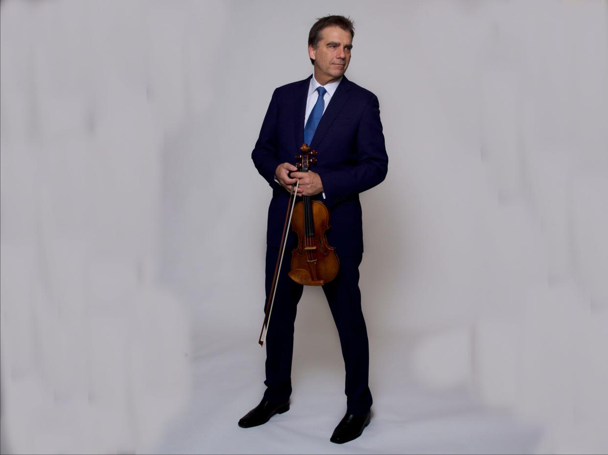 Violinist Robert McDuffie is set to perform with the Czech National Symphony Orchestra  and conductor Steven Mercurio Feb. 17 at Mechanics Hall.