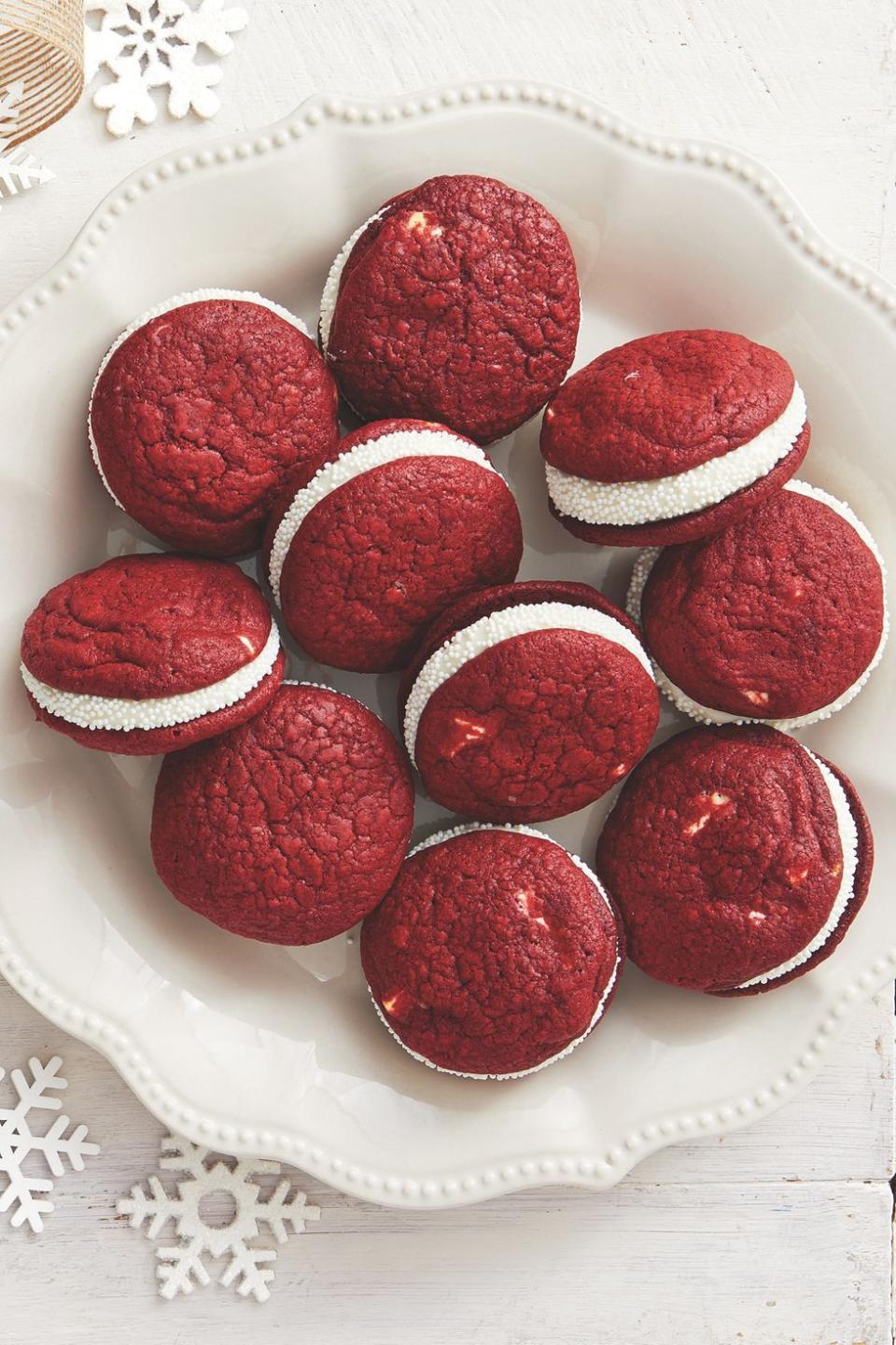 35 Best Valentine’s Day Cookies to Bake for Your Loved Ones