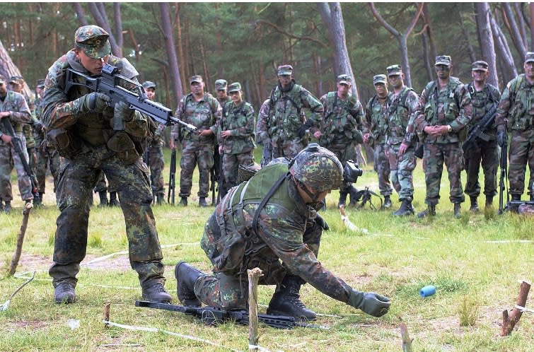 德國和立陶宛的國防部長簽署了德軍永久部署立陶宛的協議，大約 4,800 名德國士兵將被部署到立陶宛靠近俄羅斯的邊境。德軍示意圖。   圖 : 翻攝自維基百科