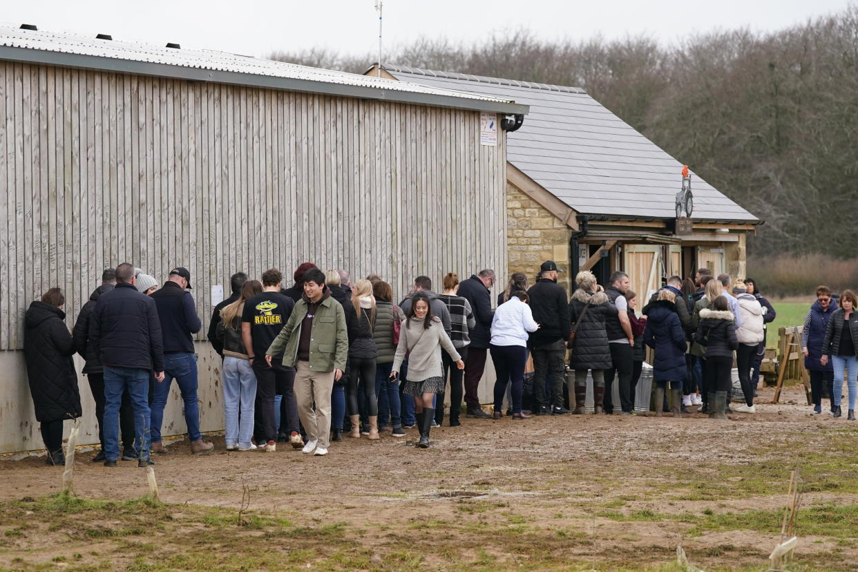 Visitors queue at Diddly Squat Farm Shop in Chipping Norton, opened by Jeremy Clarkson in 2020. (Getty)