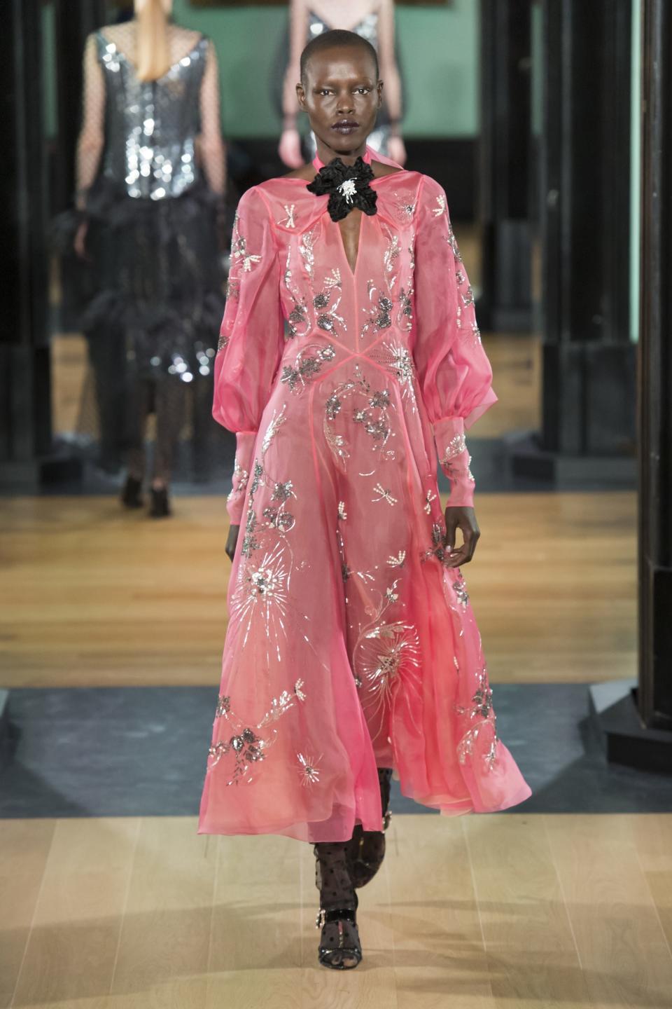 From Richard Quinn’s exuberant florals to Erdem’s nostalgic romance, these are the 10 best collections from London Fashion Week this season.