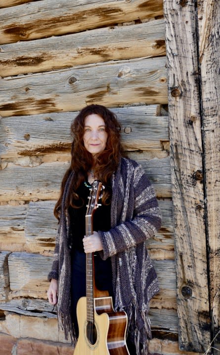 Utah folk artist Kate MacLeod. (Photo credit Jeanette Bonnell)