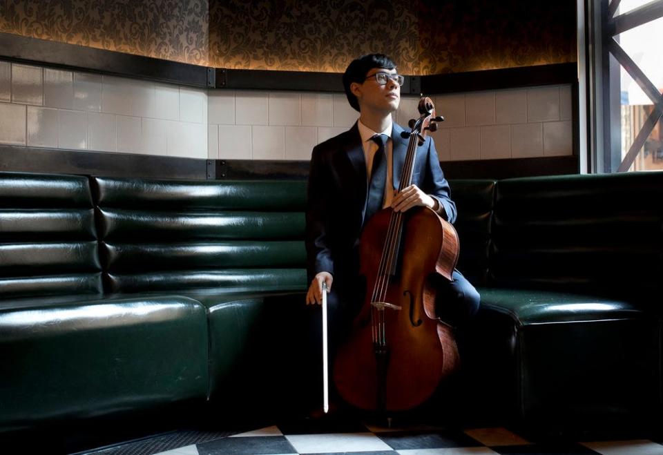 Cellist Zlatomir Fung is a guest artist for the Sarasota Orchestra’s Discoveries concert “Mozart and Tchaikovsky.”