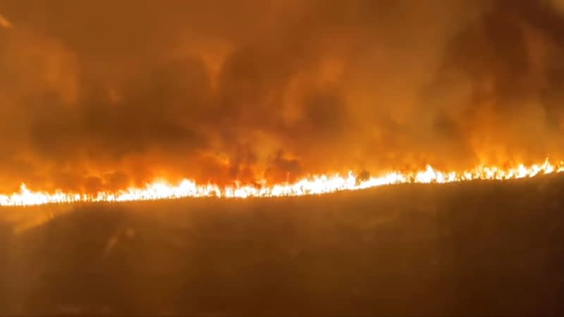 Wildfires rage in southwestern France amid new heatwave