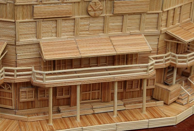 <p>Shaminder Singh, 31, started his project ten months ago and has spent 40 hours a WEEK patiently cutting and gluing tens of thousands of toothpicks. </p>