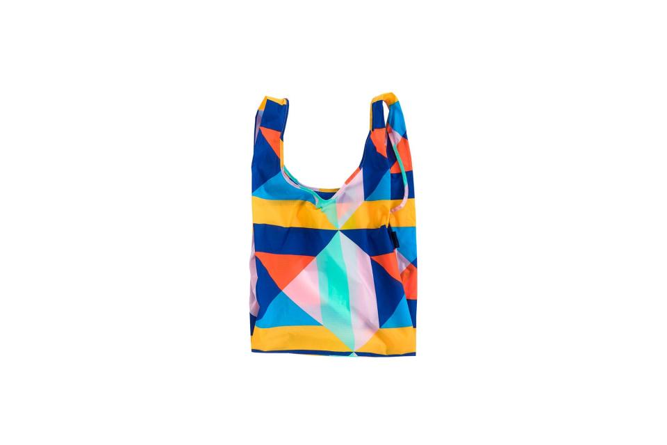 Stocking Stuffer Idea for the Resourceful Shopper: Reusable Shopping Bag