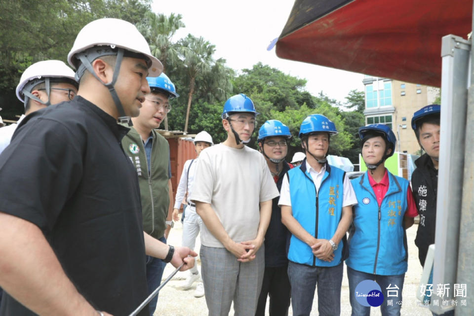 會勘中正公園兒童遊戲場　謝國樑期盼中央協助加速遊具認證