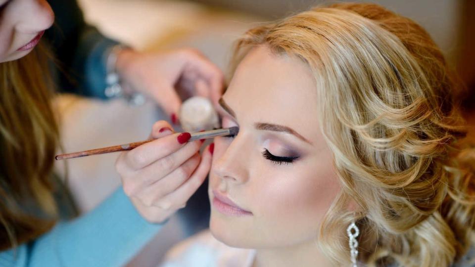 14 Homecoming Makeup Looks That'll Last All Night Long