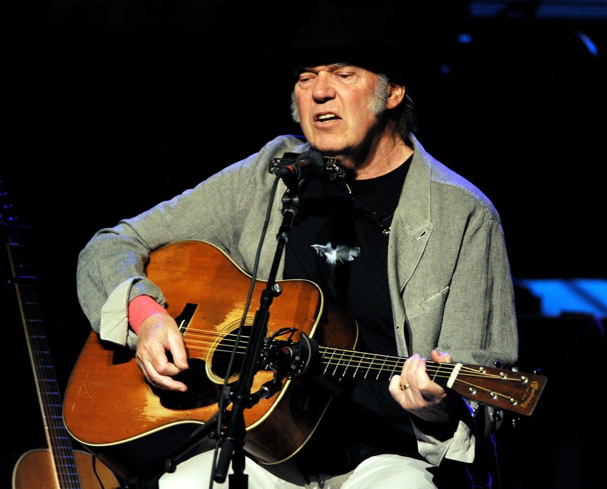Neil Young (Getty Images)