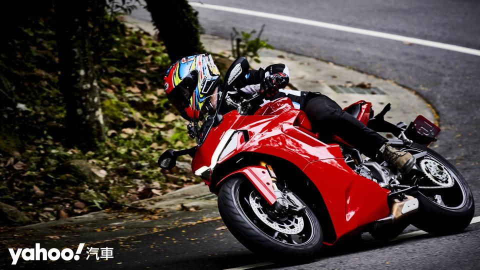 第1名：Ducati SuperSport 950S